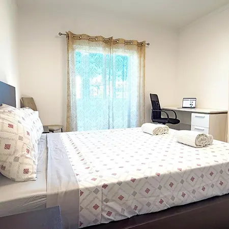 & Airport Comfy By Becherish Apartmán Faro
